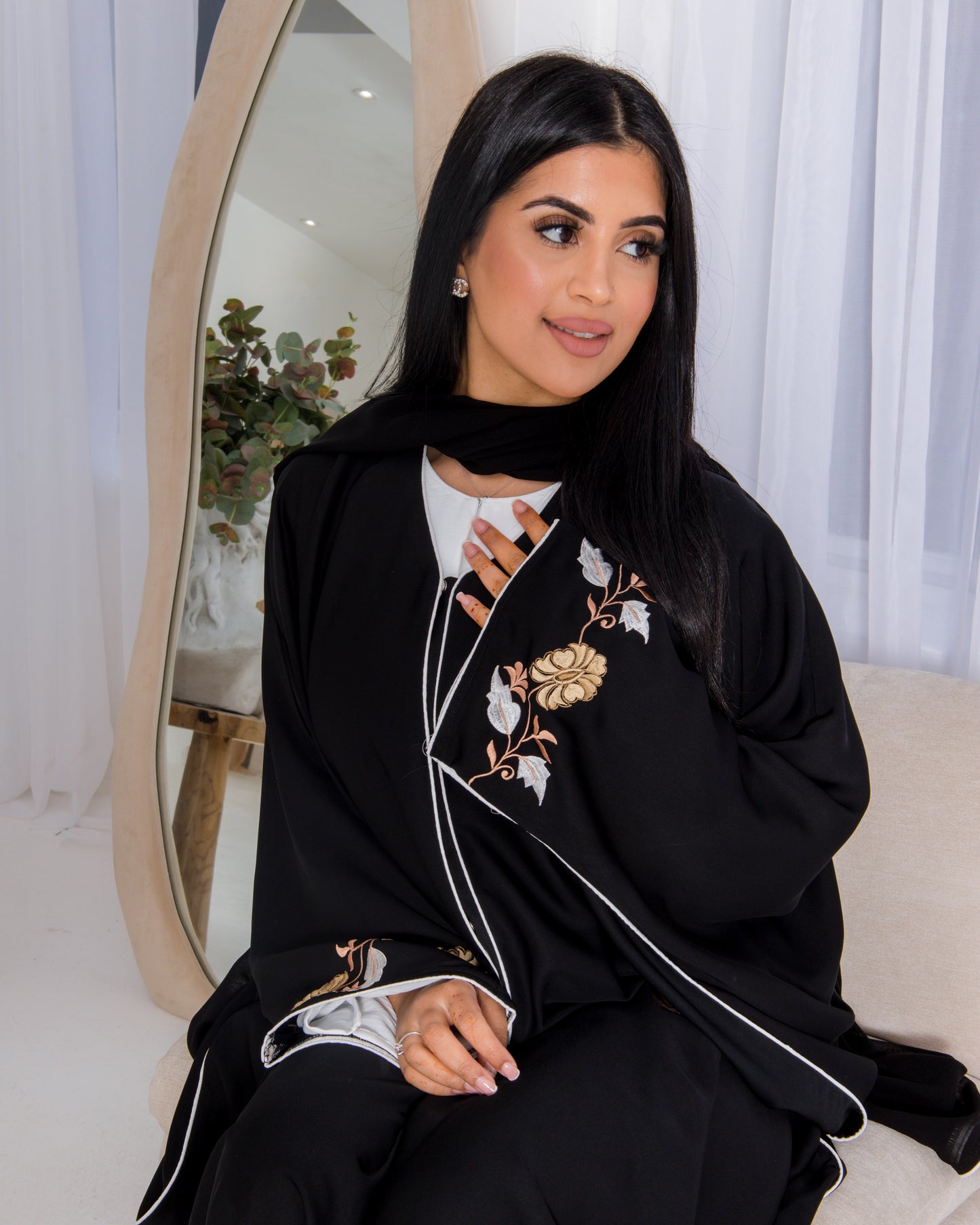 Zymal abaya